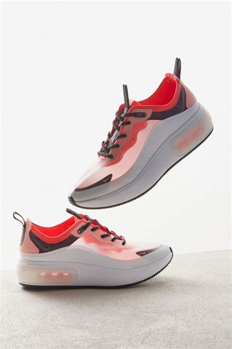 nike air max dia se qs w|Nike Air Max dia sneakers.